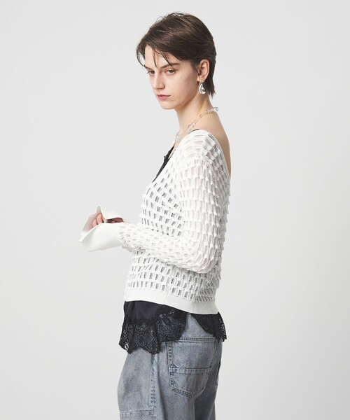 ASTRAET（アストラット）の「＜ASTRAET＞12G アイレット スクエアネックカーディガン（カーディガン/ボレロ・レディース・ホワイト/ブラック・FREE）」の5枚目の写真