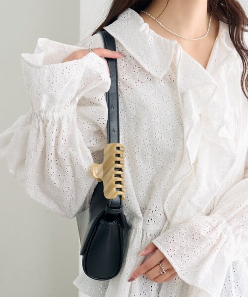 mystic（ミスティック）の「カラーヘアクリップ（ブローチ/コサージュ・レディース・レッド/ベージュ・ONE SIZE）」の8枚目の写真