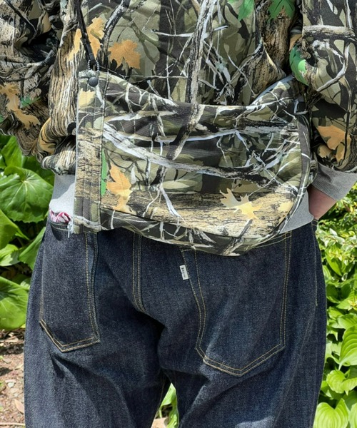 Rivvia PROJECTS(リヴィアプロジェクツ)の「【Rivvia PROJECTS】CAMO ZIP HOODIE(パーカー・メンズ・ブラック系その他/オリーブ系・LARGE/X-LARGE/MEDIUM)」の9枚目の写真