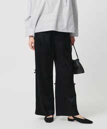 UNITED ARROWS | サテン 3Dリボン パンツ ‐ウォッシャブル‐(その他パンツ)