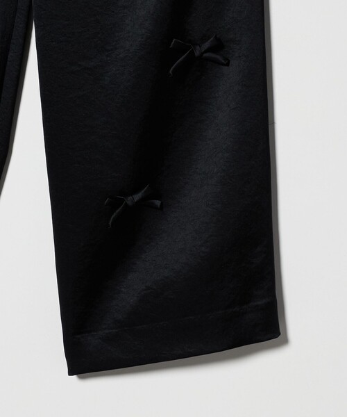 UNITED ARROWS(ユナイテッドアローズ)の「サテン 3Dリボン パンツ ‐ウォッシャブル‐(その他パンツ・レディース・ブラック・36/38)」の15枚目の写真