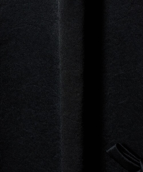 UNITED ARROWS(ユナイテッドアローズ)の「サテン 3Dリボン パンツ ‐ウォッシャブル‐(その他パンツ・レディース・ブラック・36/38)」の17枚目の写真