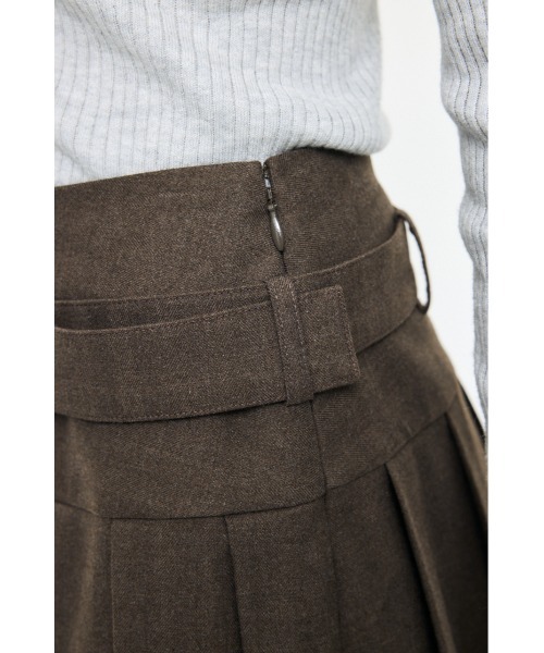 MOUSSY(マウジー)の「LOW SLUNG PLEATED ミニスカート(スカート・レディース・グレー/ブラウン・1/2)」の13枚目の写真