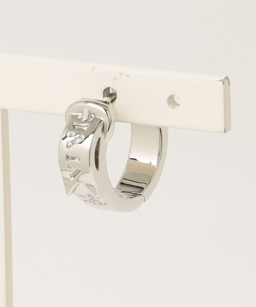 Vivienne Westwood MAN(ヴィヴィアンウエストウッドマン)の「MAN. BOBBY SINGLE HOOP(その他・メンズ・シルバー/ブラック・FREE)」の1枚目の写真