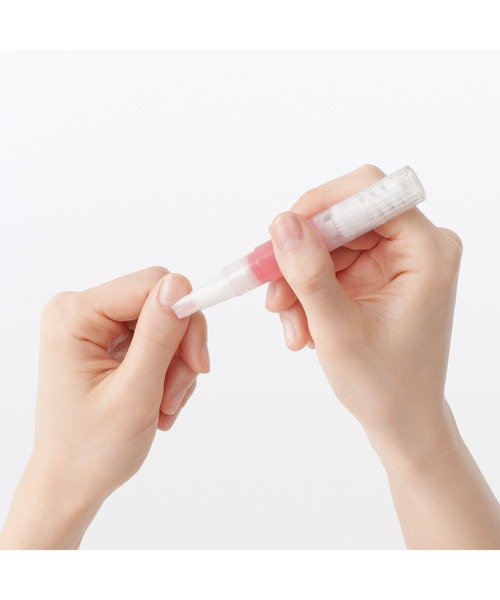 無印良品（ムジルシリョウヒン）の「ネイルケアオイル　スプリングフローラル　３．２ｇ（ネイル用品/ネイルケア・レディース・その他・FREE）」の2枚目の写真