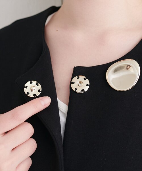 natural couture（ナチュラルクチュール）の「ダンボールペプラムベスト（ベスト・レディース・ブラック/グレイッシュベージュ/ネイビー・FREE）」の15枚目の写真