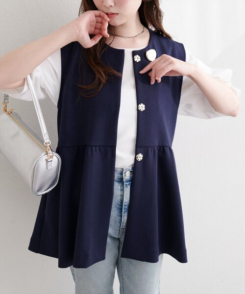 natural couture（ナチュラルクチュール）の「ダンボールペプラムベスト（ベスト・レディース・ブラック/グレイッシュベージュ/ネイビー・FREE）」の21枚目の写真