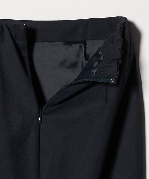 UNITED ARROWS（ユナイテッドアローズ）の「RIRANCHA ツイル タイトスカート ‐ウォッシャブル‐（スカート・レディース・ネイビー/オフホワイト/ライトグレー/ライトブルー・36/38/40）」の22枚目の写真