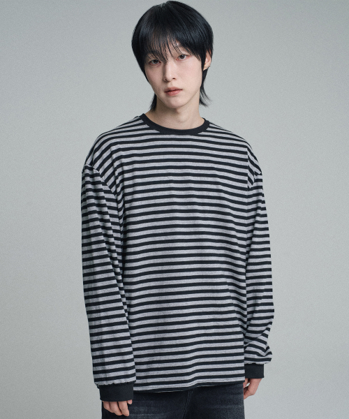 MOOVN(ムブン)の「オーバーサイズストライプロングスリーブTシャツグレー(Tシャツ/カットソー・メンズ・その他・SMALL/MEDIUM/LARGE)」の12枚目の写真