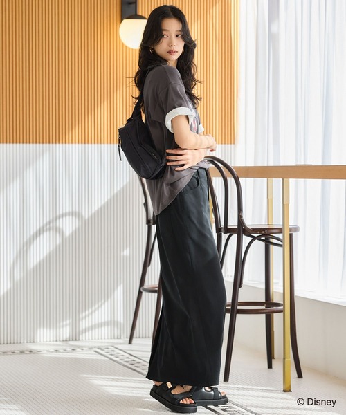 ＋81BRANCA（ハチイチブランカ）の「BARNYARDSTORM / ＋81BRANCA別注 / Mickey / Minnie / Tシャツ（Tシャツ/カットソー・レディース・チャコールグレー/ベージュ・FREE）」の8枚目の写真