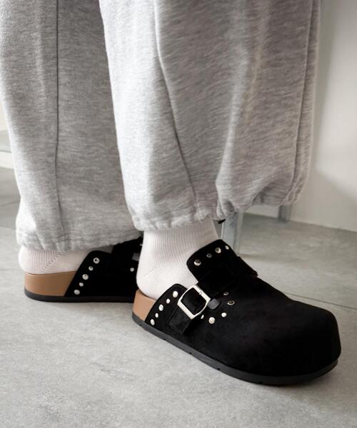 WEGO（ウィゴー）の「WEGO/【26年春夏新作】スタッズデザインサボ（サンダル・レディース・ブラック/ライトベージュ・SMALL/LARGE/MEDIUM）」の13枚目の写真