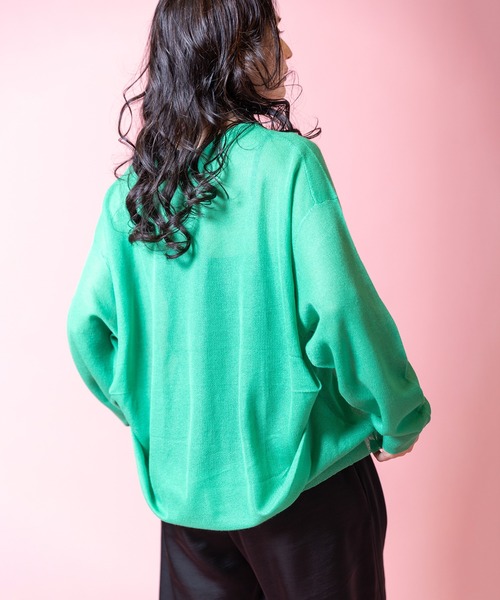 OSMOSIS（オズモーシス）の「シアーバックタックニットプルオーバー（ニット/セーター・レディース・ライトグレー/レッド/グリーン/ブラック・ONE SIZE）」の8枚目の写真