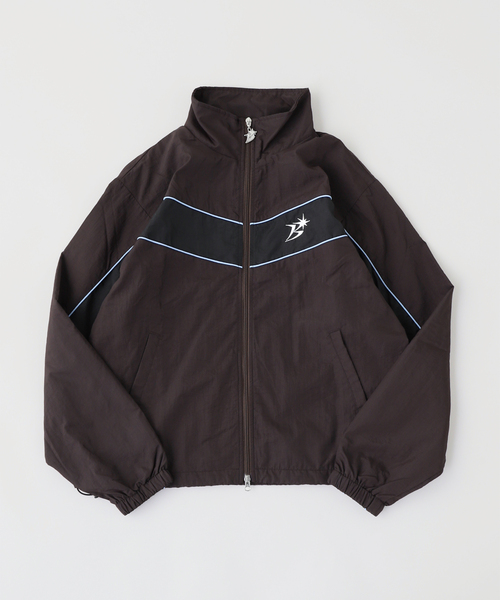 BOTT(ボット)の「BoTT / ボット PANELED TRACK JACKET(ナイロンジャケット・メンズ・カーキ/ブラウン・MEDIUM/SMALL/LARGE)」の2枚目の写真