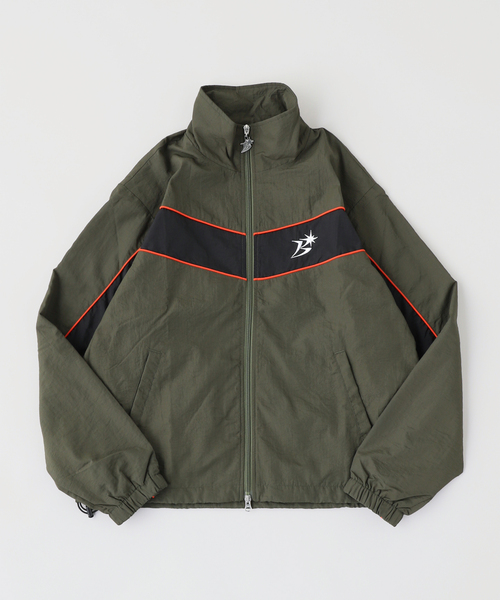 BOTT(ボット)の「BoTT / ボット PANELED TRACK JACKET(ナイロンジャケット・メンズ・カーキ/ブラウン・MEDIUM/SMALL/LARGE)」の1枚目の写真