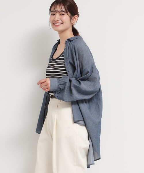 THE SHOP TK (ザ ショップ ティーケー )の「軽やかでエアリー シアーデニムシャツ(シャツ/ブラウス・レディース・ネイビー/サックスブルー・99)」の7枚目の写真