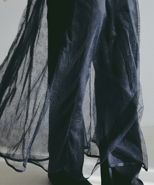 ETRE TOKYO（エトレトウキョウ）の「シアーレイヤードキャミワンピース（ワンピース・レディース・ネイビー/オフホワイト・S/M）」の5枚目の写真