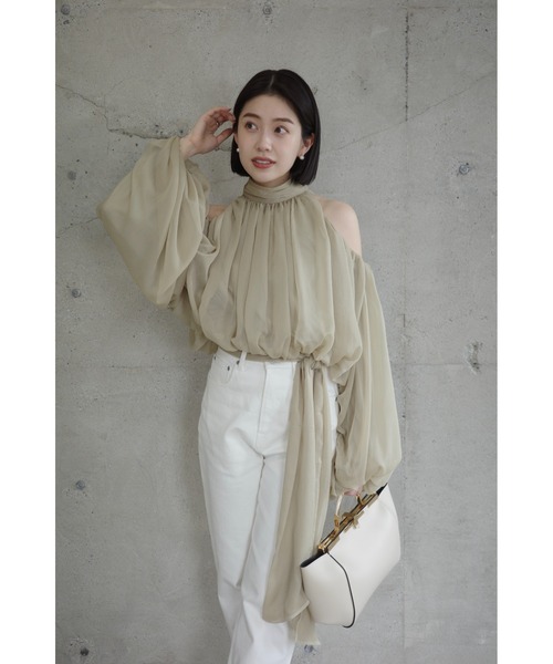 anuans（アニュアンス）の「【ZOZO限定カラー】シフォンボリュームブラウス（シャツ/ブラウス・レディース・ホワイト系その他/ブラウン/ライトベージュ/セージグリーン・FREE）」の22枚目の写真