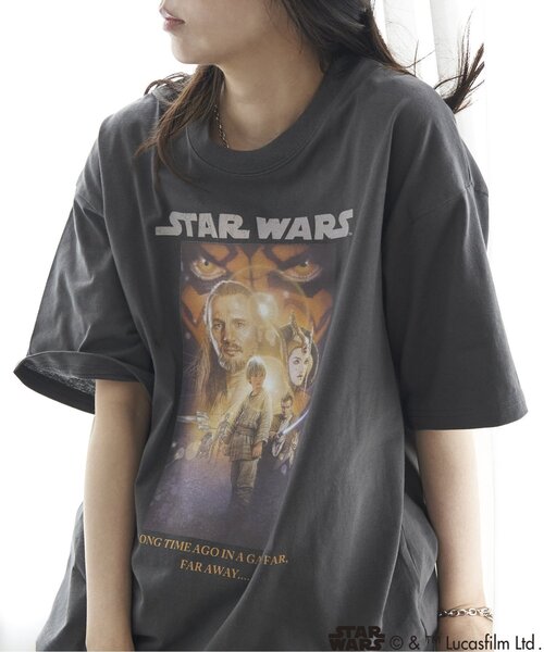 STAR WARS(スターウォーズ)の「USED風 STAR WARS スター・ウォーズ/マンダロリアン・アンド・グローグー プリントTシャツ(Tシャツ/カットソー・メンズ・ダークグレー/ブラック/ホワイト/オフホワイト・M/L/LL)」の5枚目の写真