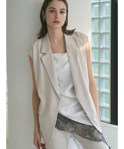 ELENDEEK（エレンディーク）の「ベルテッドテイラードジレ（その他アウター・レディース・アイボリー/ネイビー・FREE）」の3枚目の写真