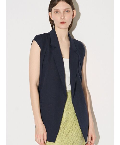 ELENDEEK（エレンディーク）の「ベルテッドテイラードジレ（その他アウター・レディース・アイボリー/ネイビー・FREE）」の13枚目の写真