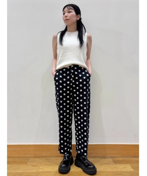 GAP(ギャップ)の「ハイライズ リネンブレンド ストレート クロップドパンツ(その他パンツ・レディース・レッド/ブラック・000/10/8/6/4/2/0/00)」の12枚目の写真