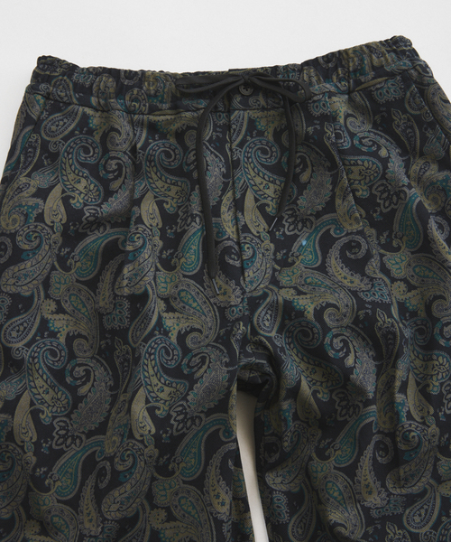 JOURNAL STANDARD relume（ジャーナルスタンダード　レリューム）の「ペイズリー カツラギ イージーパンツ（その他パンツ・メンズ・ボルドー/グリーン/ブラック・LARGE/MEDIUM）」の17枚目の写真