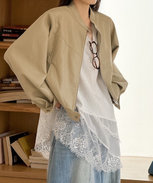yuue' ( wear )(ユーイ)の「レースレイヤードノースリーブチュニックトップス/ミニワンピース(Tシャツ/カットソー・レディース・ブラック/ホワイト・FREE)」の4枚目の写真