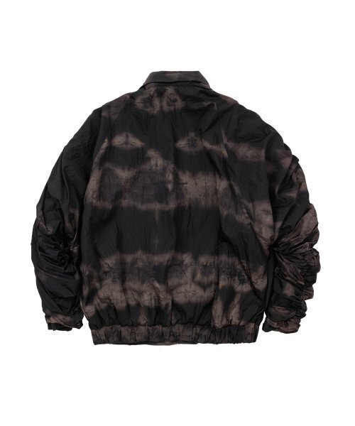 AJOBYAJO（アジョバイアジョ）の「Tie-Dye Pleats Jacket [BLACK]（ナイロンジャケット・レディース・その他・LARGE/X-LARGE）」の5枚目の写真
