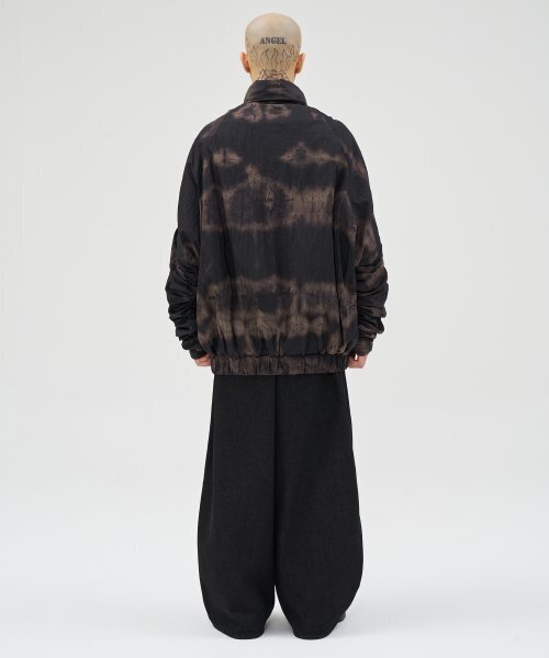 AJOBYAJO（アジョバイアジョ）の「Tie-Dye Pleats Jacket [BLACK]（ナイロンジャケット・レディース・その他・LARGE/X-LARGE）」の10枚目の写真