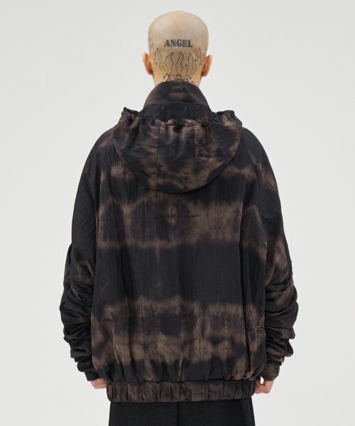 AJOBYAJO（アジョバイアジョ）の「Tie-Dye Pleats Jacket [BLACK]（ナイロンジャケット・レディース・その他・LARGE/X-LARGE）」の11枚目の写真