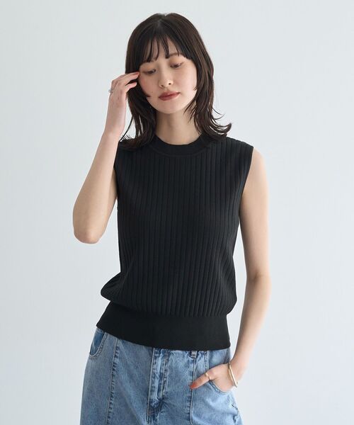 YECCA VECCA(イェッカヴェッカ)の「【マシンウォッシャブル/アンサンブル対応】ノースリーブリブニット(ニット/セーター・レディース・オフホワイト/グリーン/ブラック/イエロー・FREE)」の5枚目の写真