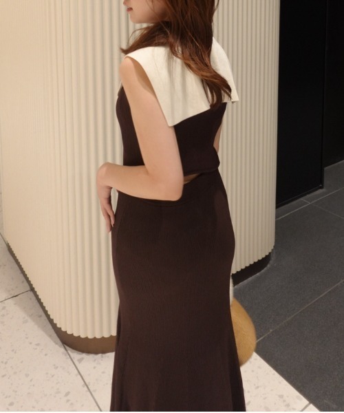 rienda(リエンダ)の「セーラーカラーニットマーメイドワンピース 春服 夏服(ワンピース・レディース・ブラウン/ミント/ブラック・FREE)」の5枚目の写真