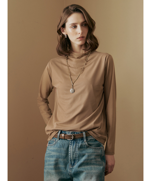 MAXZA(マージャコレクション)の「ハイネックシースルーレイヤード長袖Tシャツ(ホワイト/ベージュ)(Tシャツ/カットソー・レディース・ベージュ/ホワイト・FREE)」の3枚目の写真
