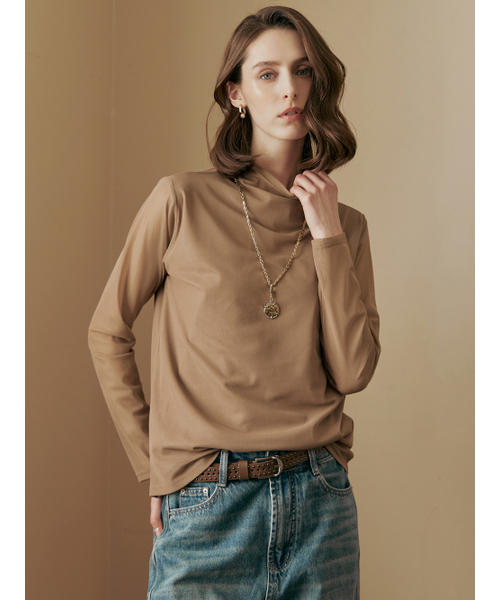 MAXZA(マージャコレクション)の「ハイネックシースルーレイヤード長袖Tシャツ(ホワイト/ベージュ)(Tシャツ/カットソー・レディース・ベージュ/ホワイト・FREE)」の5枚目の写真
