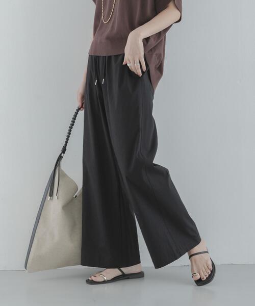 URBAN RESEARCH Sonny Label(アーバンリサーチサニーレーベル)の「ハイスペイージーセミワイドパンツ(その他パンツ・レディース・ブラック/アイボリー/ベージュ・36/38)」の3枚目の写真