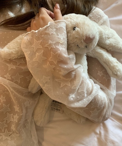 Ritzy(リッツィー)の「スタープリントシアーロングスリーブトップス(Tシャツ/カットソー・レディース・ホワイト・L/M)」の11枚目の写真