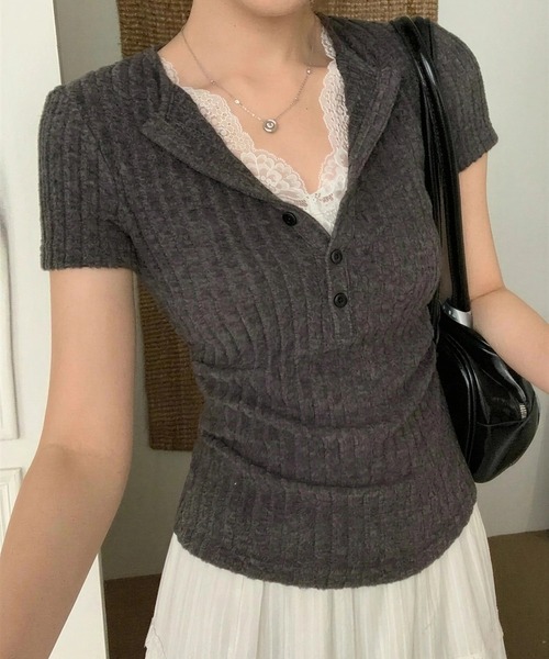 yuue' ( wear )(ユーイ)の「レース付きヘンリーネックリブ半袖トップス(Tシャツ/カットソー・レディース・チャコールグレー/オートミール・FREE)」の2枚目の写真