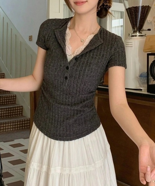 yuue' ( wear )(ユーイ)の「レース付きヘンリーネックリブ半袖トップス(Tシャツ/カットソー・レディース・チャコールグレー/オートミール・FREE)」の6枚目の写真