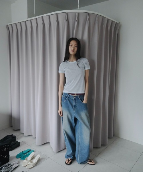 FEKETE(フェケテ)の「loose wide denim / ヴィンテージワイドデニム(デニムパンツ・レディース・インディゴブルー/ライトブルー/ブルー・MEDIUM/SMALL/LARGE)」の14枚目の写真