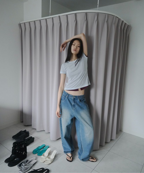 FEKETE(フェケテ)の「loose wide denim / ヴィンテージワイドデニム(デニムパンツ・レディース・インディゴブルー/ライトブルー/ブルー・MEDIUM/SMALL/LARGE)」の15枚目の写真