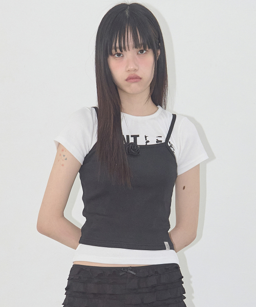 FANCY CLUB(ファンシークラブ)の「3-WAYレタリングコサージュTシャツ(ブラック)F25QB106(Tシャツ/カットソー・レディース・その他・ONE SIZE)」の1枚目の写真