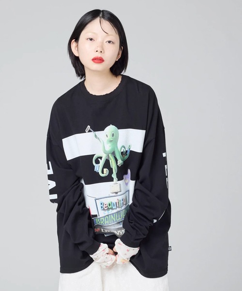 Little sunny bite(リトルサニーバイト)の「littlesunnybite/リトルサニーバイト/graphic long tee(Tシャツ/カットソー・レディース・ホワイト/ピンク/ブラック・M/S)」の2枚目の写真