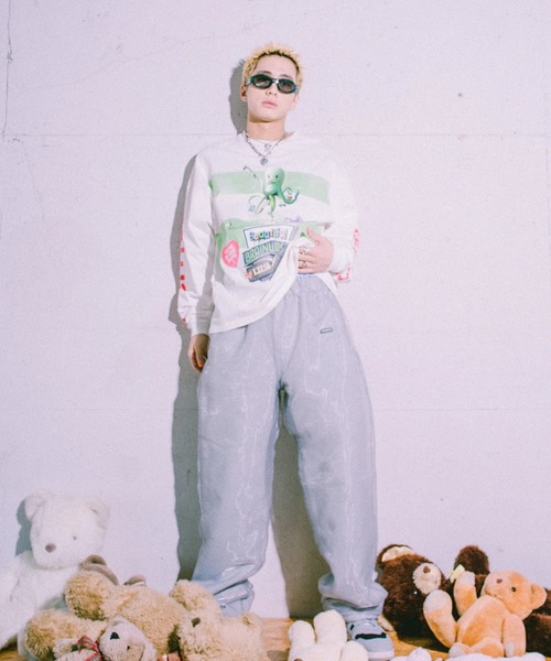Little sunny bite(リトルサニーバイト)の「littlesunnybite/リトルサニーバイト/graphic long tee(Tシャツ/カットソー・レディース・ホワイト/ピンク/ブラック・M/S)」の19枚目の写真
