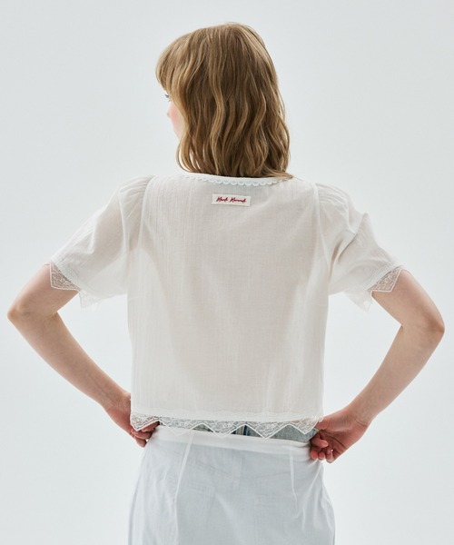 Mardi Mercredi(マルディメクルディ)の「SHEER COTTON CROPPED BLOUSE LACE / シアー コットン クロップド ブラウス レース(シャツ/ブラウス・レディース・ホワイト/ブラック・FREE)」の5枚目の写真