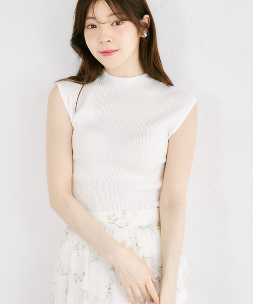 tocco closet(トッコ クローゼット)の「オフノースリーブラメ入りリブニットプルオーバー(ニット/セーター・レディース・ブラック/ピンク/オフホワイト・M)」の1枚目の写真