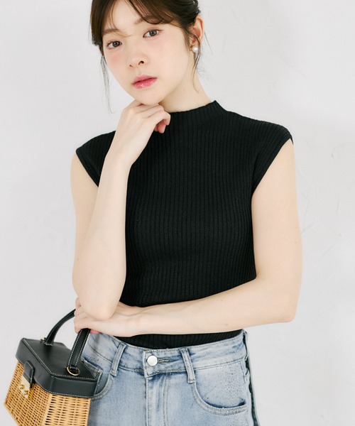 tocco closet(トッコ クローゼット)の「オフノースリーブラメ入りリブニットプルオーバー(ニット/セーター・レディース・ブラック/ピンク/オフホワイト・M)」の2枚目の写真