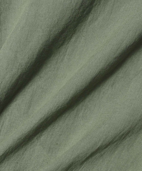 ESTNATION(エストネーション)の「ESTNATION / SUS-SOUS リネンヘンリーネックシャツ(シャツ/ブラウス・メンズ・オリーブ・LARGE/MEDIUM)」の2枚目の写真