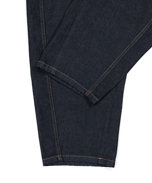 The DUFFER of ST.GEORGE（ザダファーオブセントジョージ）の「JAPAN FABRIC 5PKT BARREL DENIM PANTS：ジャパンファブリック 5ポケット バレルデニム / 国産デニム / バルーンシルエット（デニムパンツ・メンズ・ダークインディゴブルー・LARGE）」の8枚目の写真