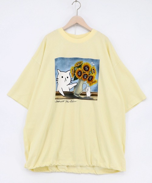 ScoLar Parity(スカラーパリティ)の「362118:ネコの襲来アート柄 ドロスト付き接触冷感Tシャツ(Tシャツ/カットソー・レディース・イエロー/オフホワイト/ピンク/ブラック・M)」の1枚目の写真