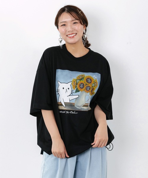 ScoLar Parity(スカラーパリティ)の「362118:ネコの襲来アート柄 ドロスト付き接触冷感Tシャツ(Tシャツ/カットソー・レディース・イエロー/オフホワイト/ピンク/ブラック・M)」の6枚目の写真